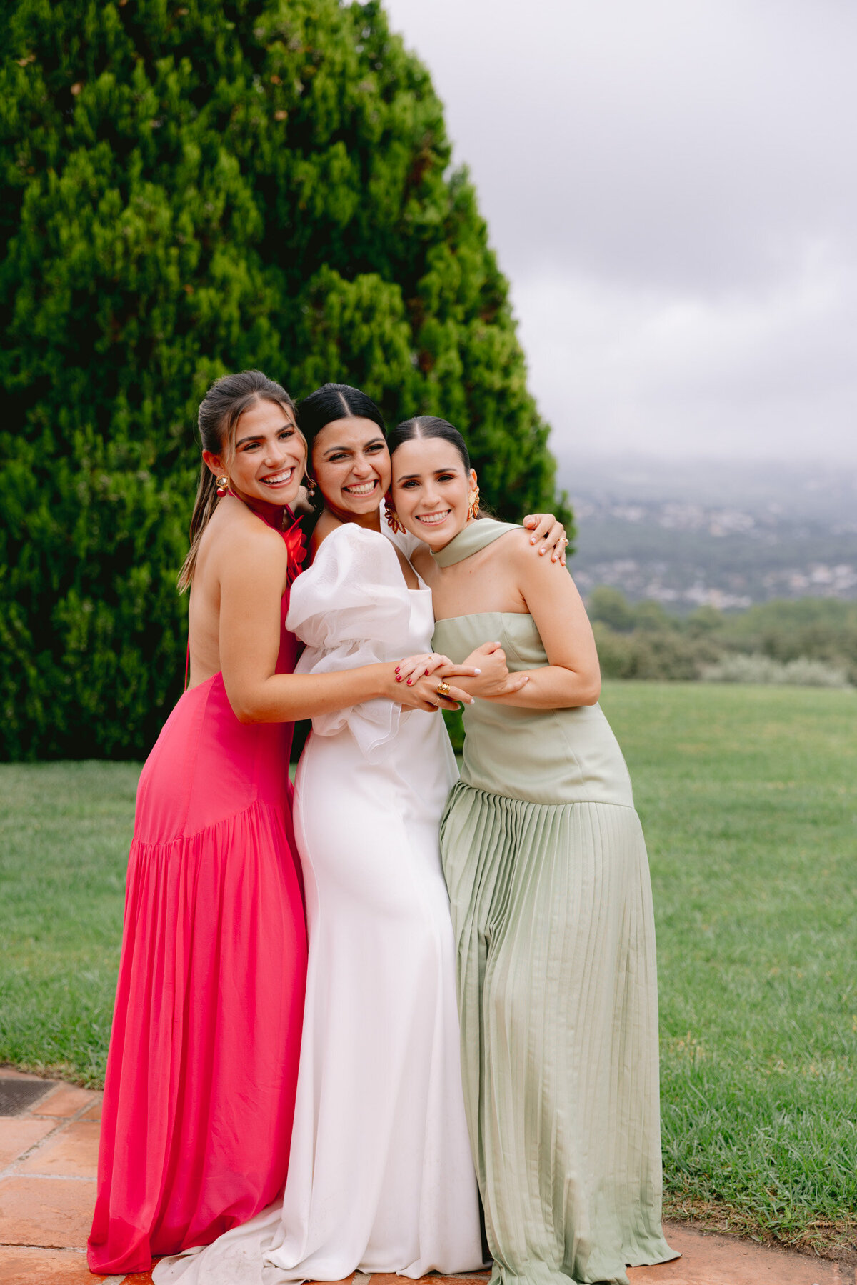 wedding photographer bridesmaids spain barcelona-6