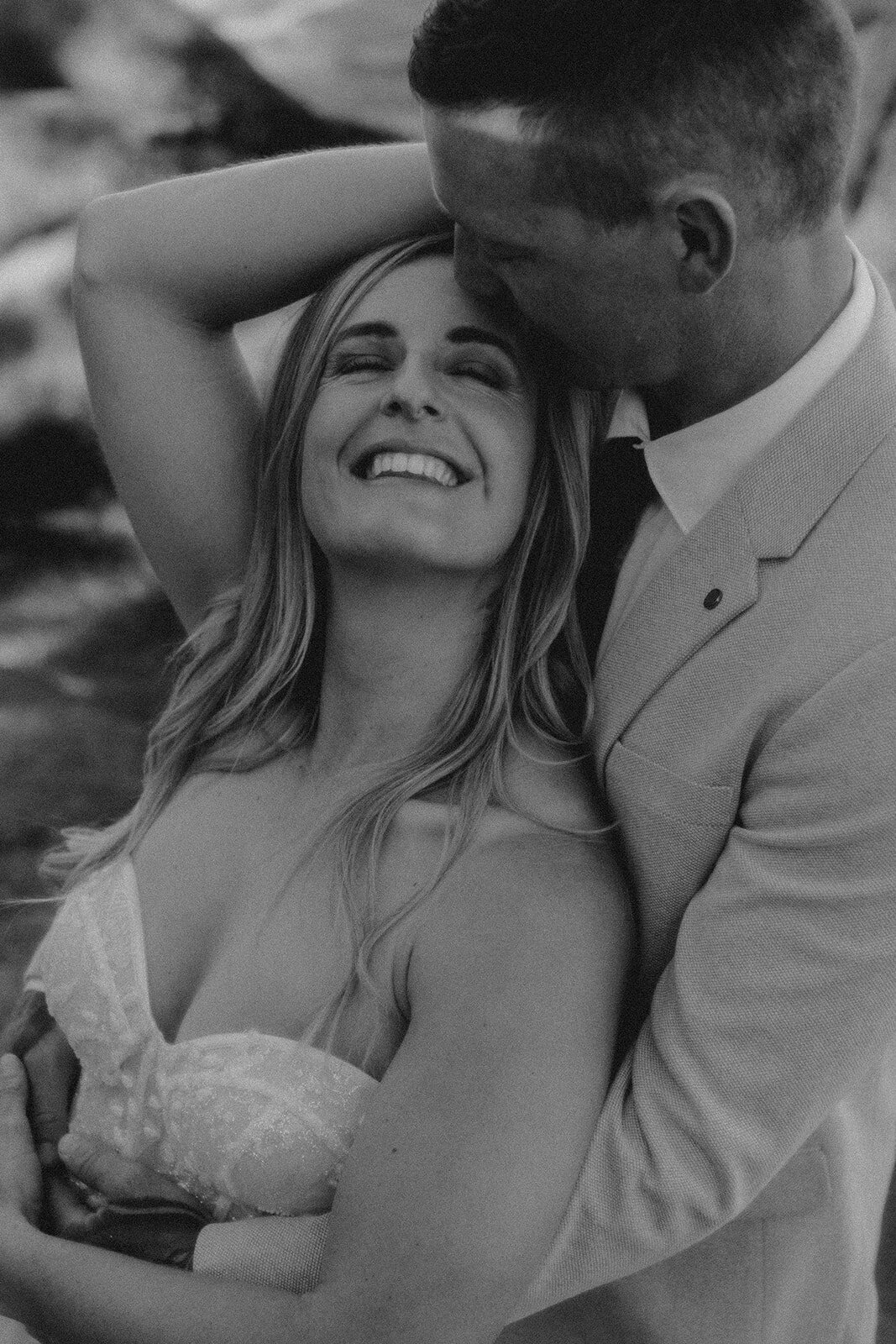 431 Lake Tahoe Elopement Photographer_California elopement_Adventure elopement photographer_Hiking_Lisa & Adam-9565_websize