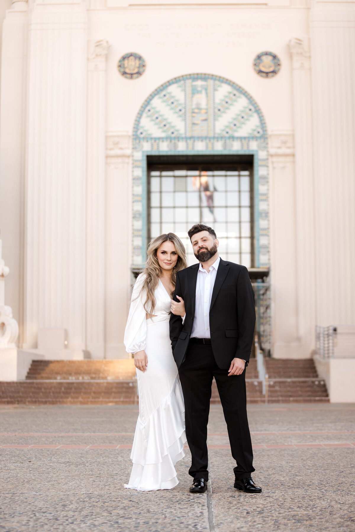LM_Downtown-San-Diego-Courthouse-Engagement-Photography-11