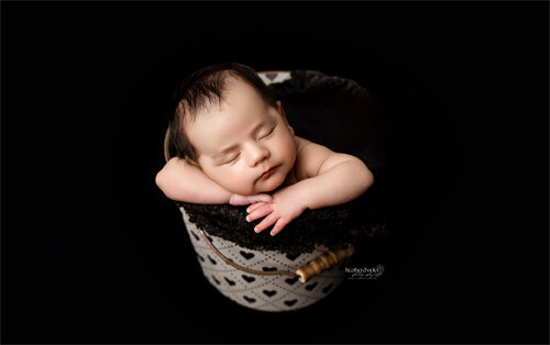 Indianapolis newborn photographer, newborn photography in Lafayette IN, newborn photographer near me, newborn portrait studio