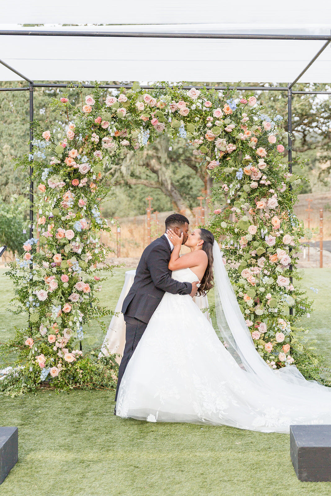 montage healdsburg wedding ceremony first kiss