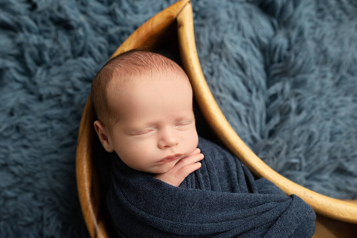 Elliott-camp-hill-newborn-studio-10