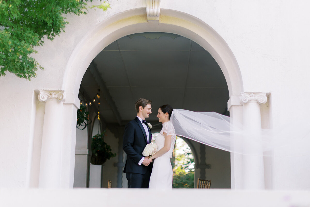 Adele-Hayden-Martha-Real-Wedding-Submission-Emily-Nicole-Photo-32