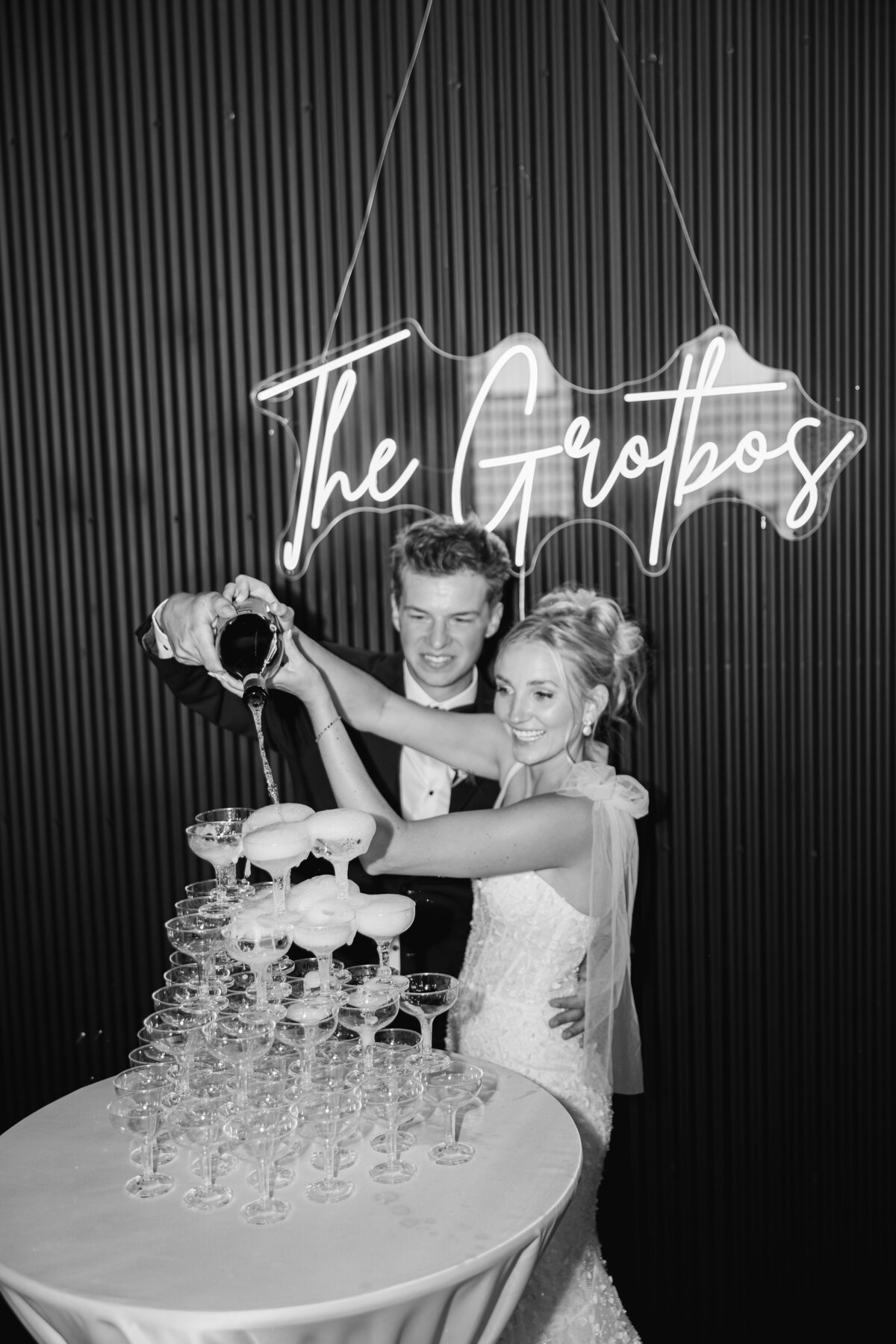 Minneapolis-wedding-photographer-14