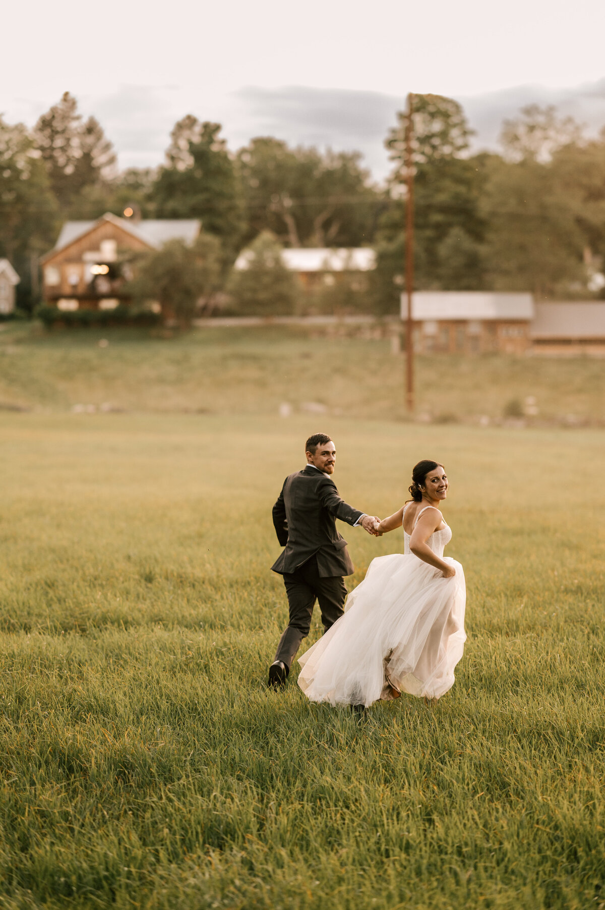 1209-Wallenpaupack-Creek-Farm-Wedding-MW