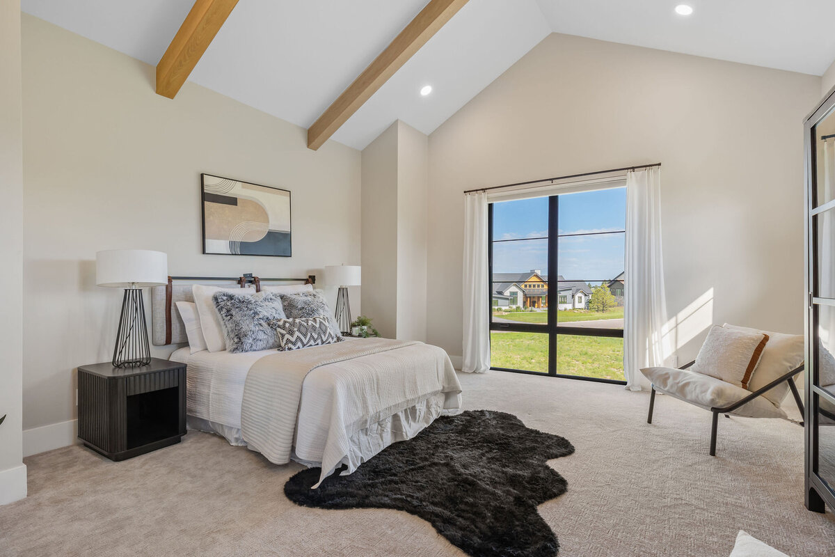 2442FoxView-14