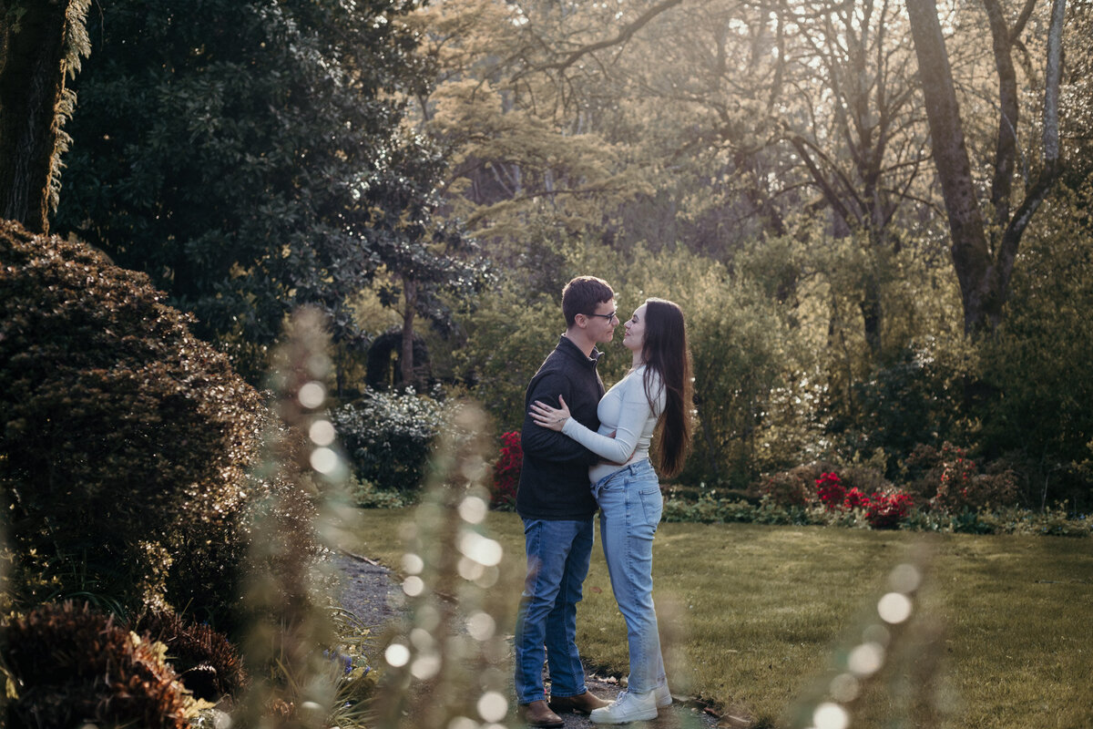Ashes Photography Couples Session Deepwood Museum and Gardens-11