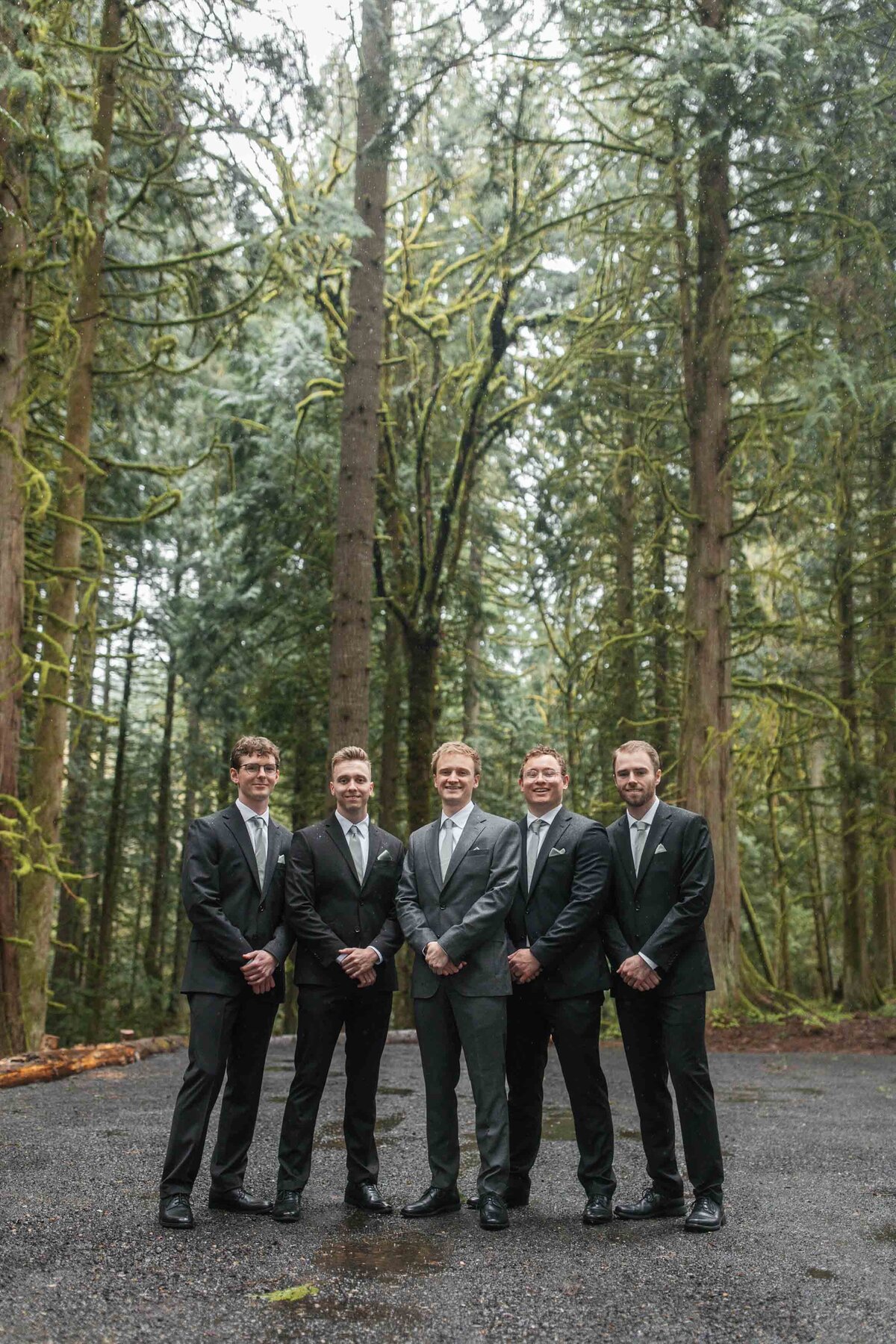 victorian-vineyards-brush-prarie-wedding-portraits-31