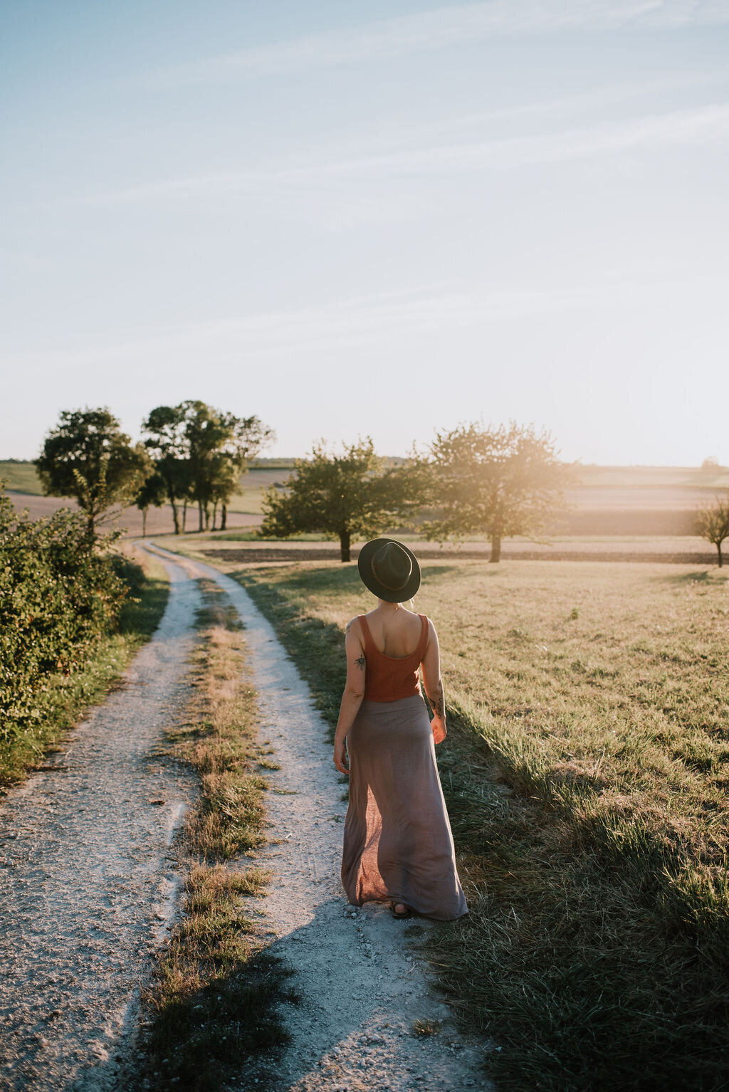 Sara-PersonalBrandingPhotoshoot-Vineyard-France-AisteSaulytePhotography-13