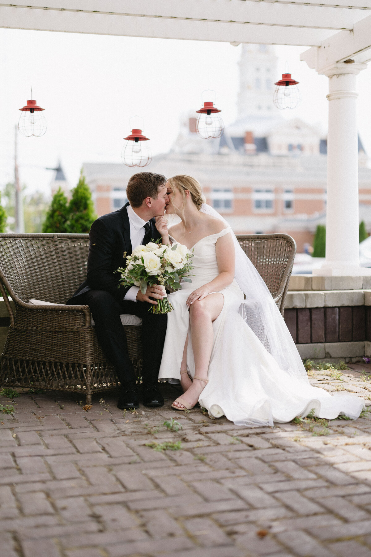 beth+logan44048