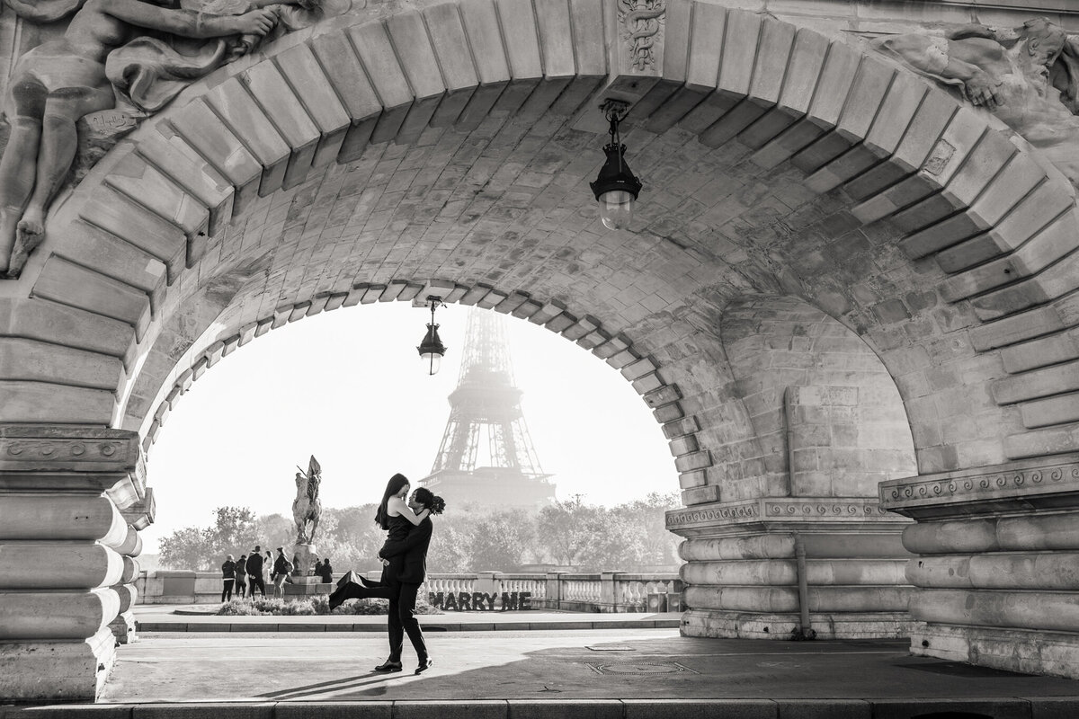 Paris_photowedding_PontBir-Hakeim_26