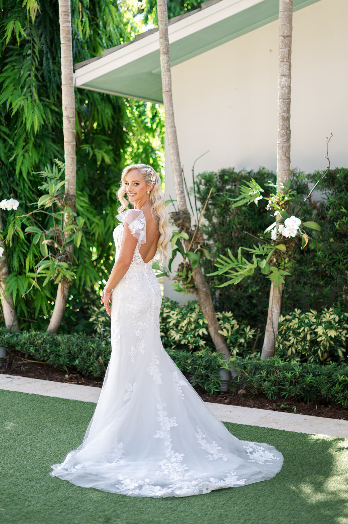 Kalee+MorganPelicanClub-161