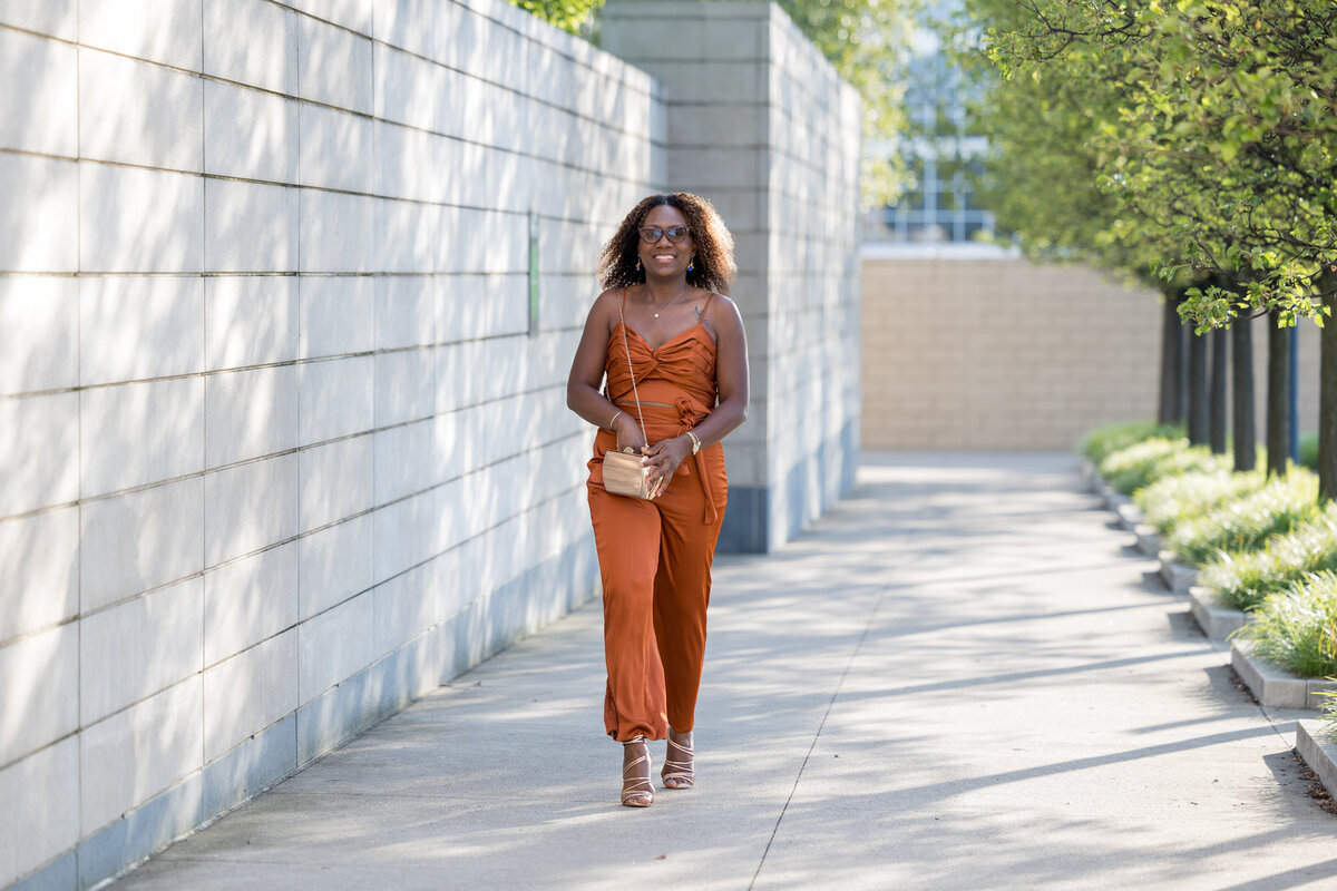 Woman-walking-with-a-smile