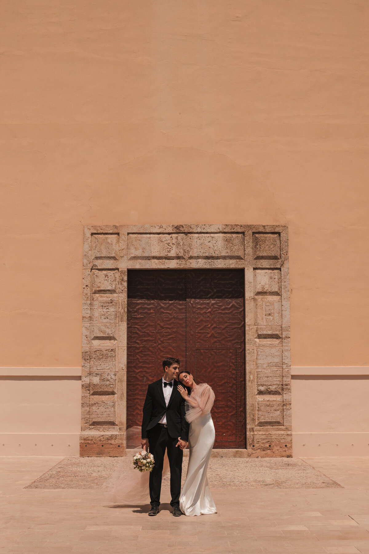 California based wedding photographer shooting weddings in destinations like France, Italy and Spain.