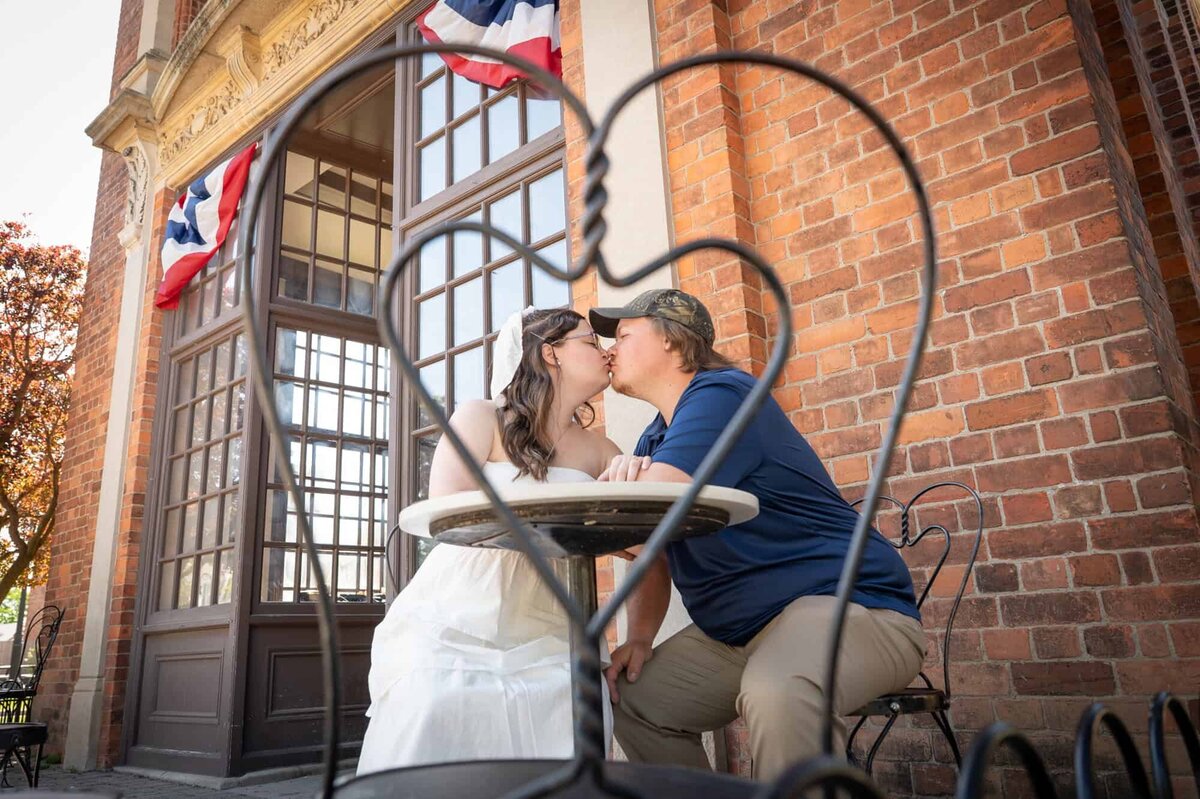 grandrapidsweddingphotographer-ah2025-86
