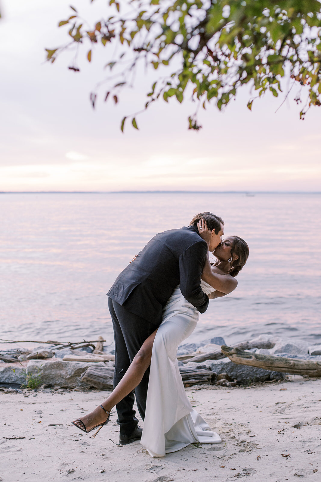 Jessica_Ryan_Great_Oak_Manor_Chestertown_Maryland_Wedding_Megan_Harris_Photography_Edit_-913