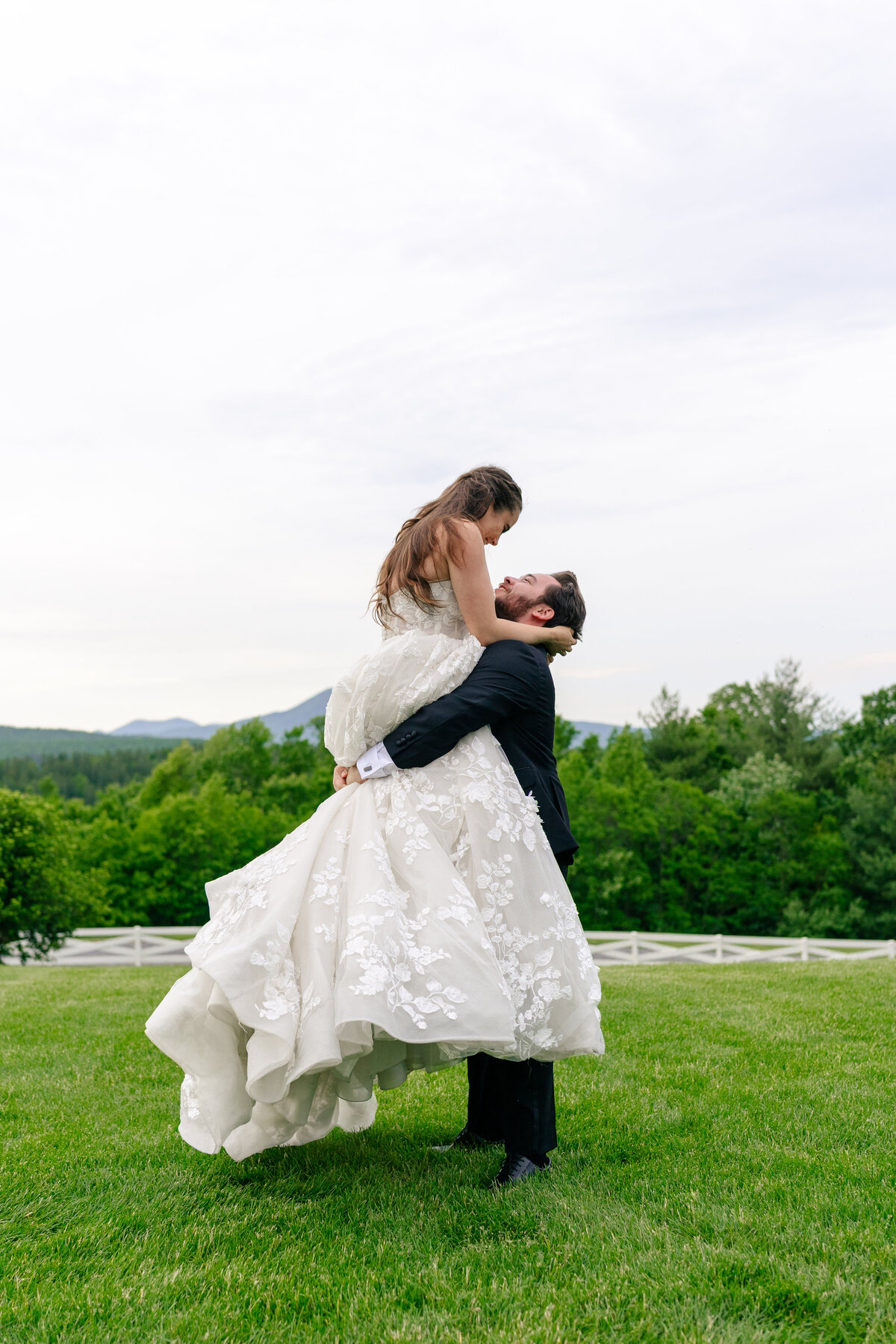The Seclusion in Lexington Virginia Wedding - Virginia Beach Wedding Photographer - Norfolk, Hampton Roads, Richmond, Outer Banks, Newport News, Virginia, North Carolina, Maryland, East Coast Documentary and Luxury Wedding Photography - True to life wedding and elopement photography.