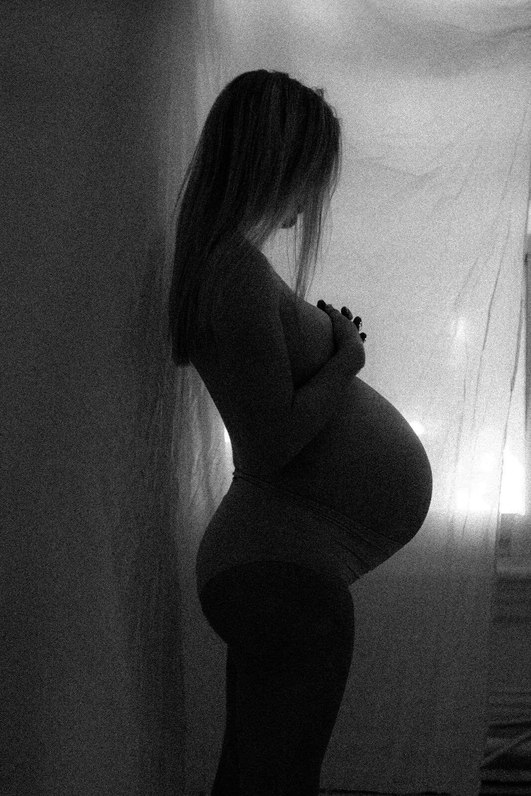 whitneymaternitysession2024heatherdoughtyphotography2023-23