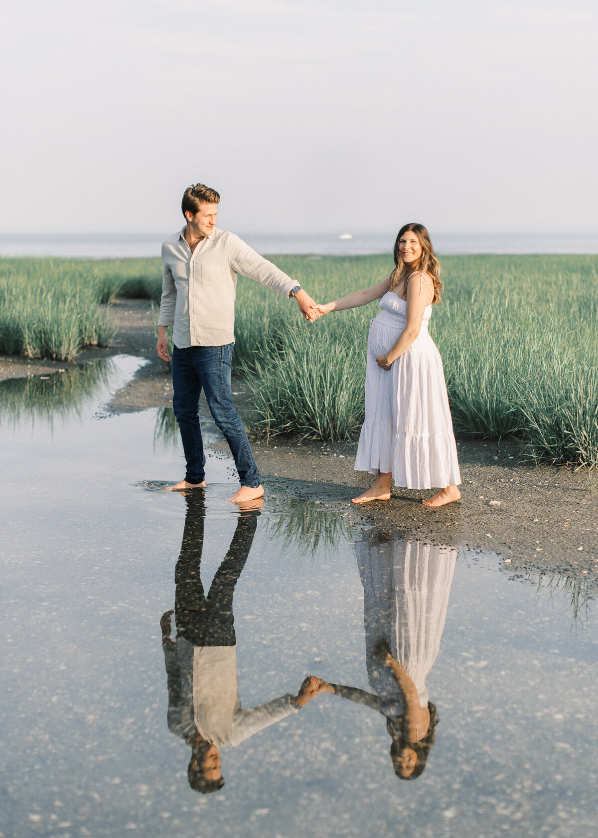 Maternity-WEB-Beach-Portraits-Erin-Belles-Photography-2025-2