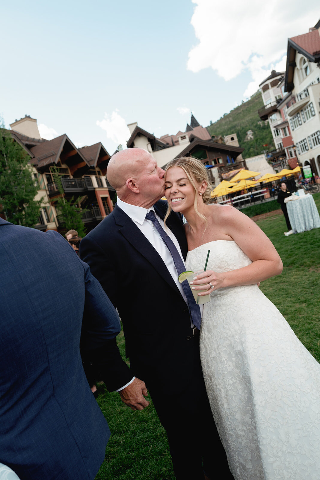 LaurenCorbinWeddingPreviews106