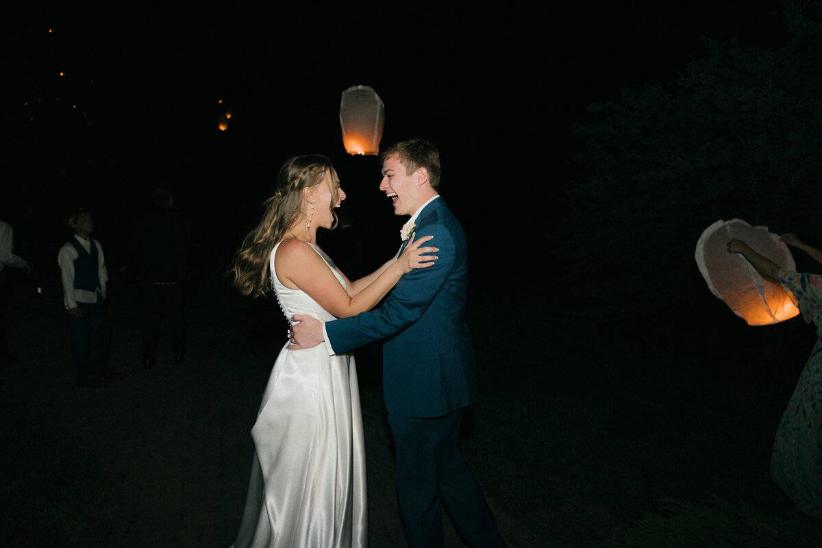 Sydney and Brant's Rustic Midwest Wedding Photography-873