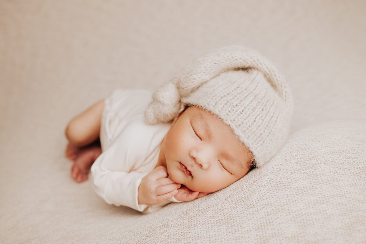 Sacramento, Elk Grove, Florin, Vineyard, Roseville, Davis, Rancho Cordova, East Sacramento, Cameron Park, Folsom, Antelope Newborn Photographer, Baby Photographer, A Little Goose
