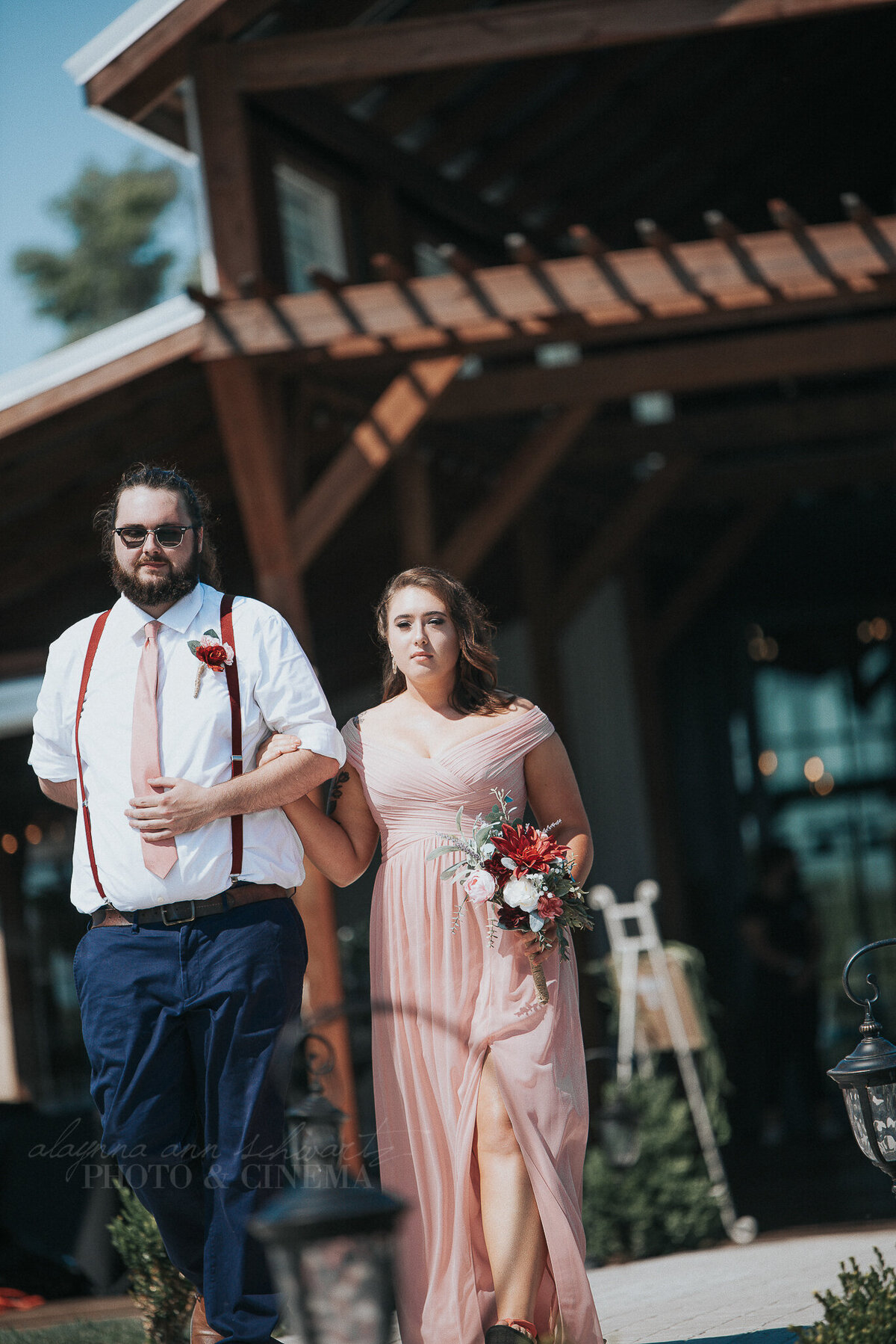 ceremony _ alaynna ann schwartz _ harpors vinyard _ iowa photographer _ playlife photography_0073