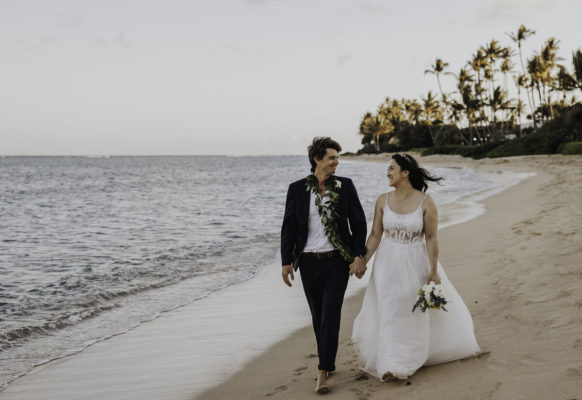 Honolulu-Beach-wedding-1