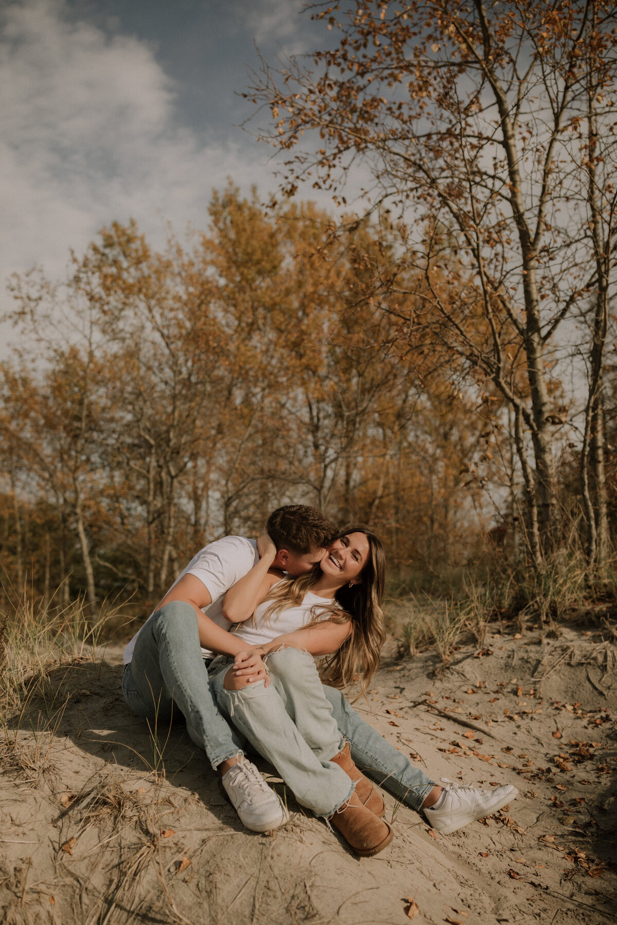 brooke-max-engagement-fall-autumn-wasaga-beach-sunset-barrie-lake-10