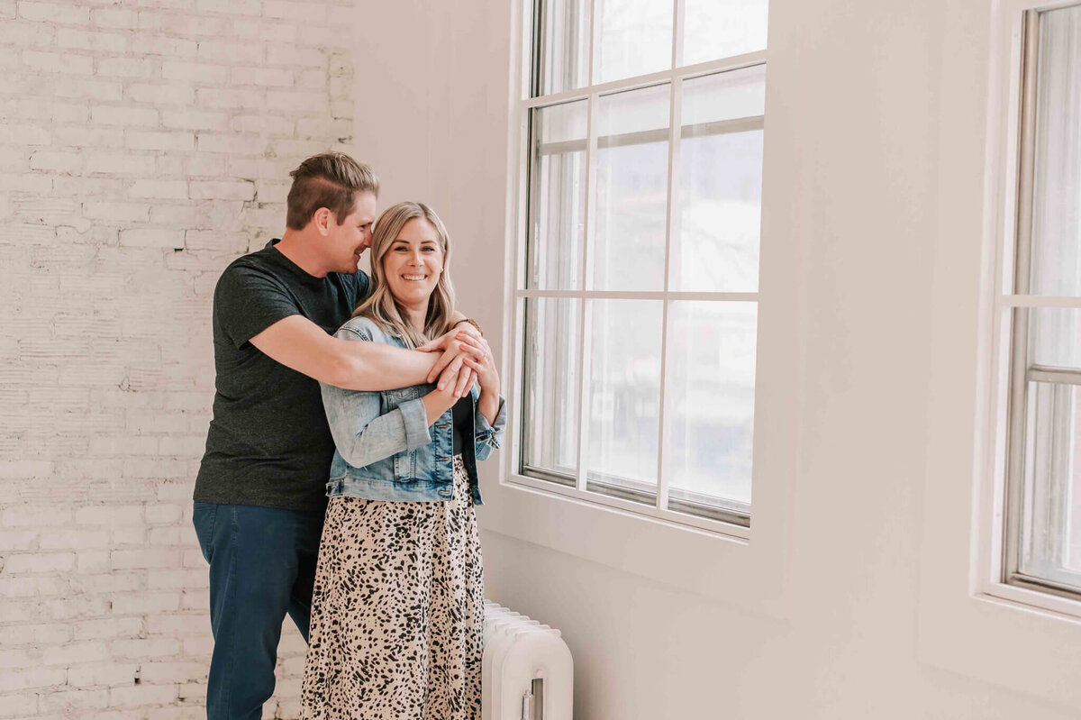 Saskatoon Couples Photographer (4)
