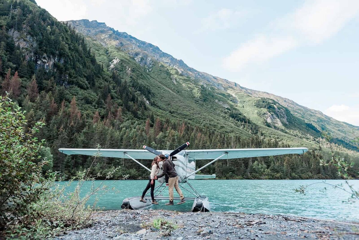 ideas-for-romantic-alaska-vacation-Soul-and-Sky-Weddings