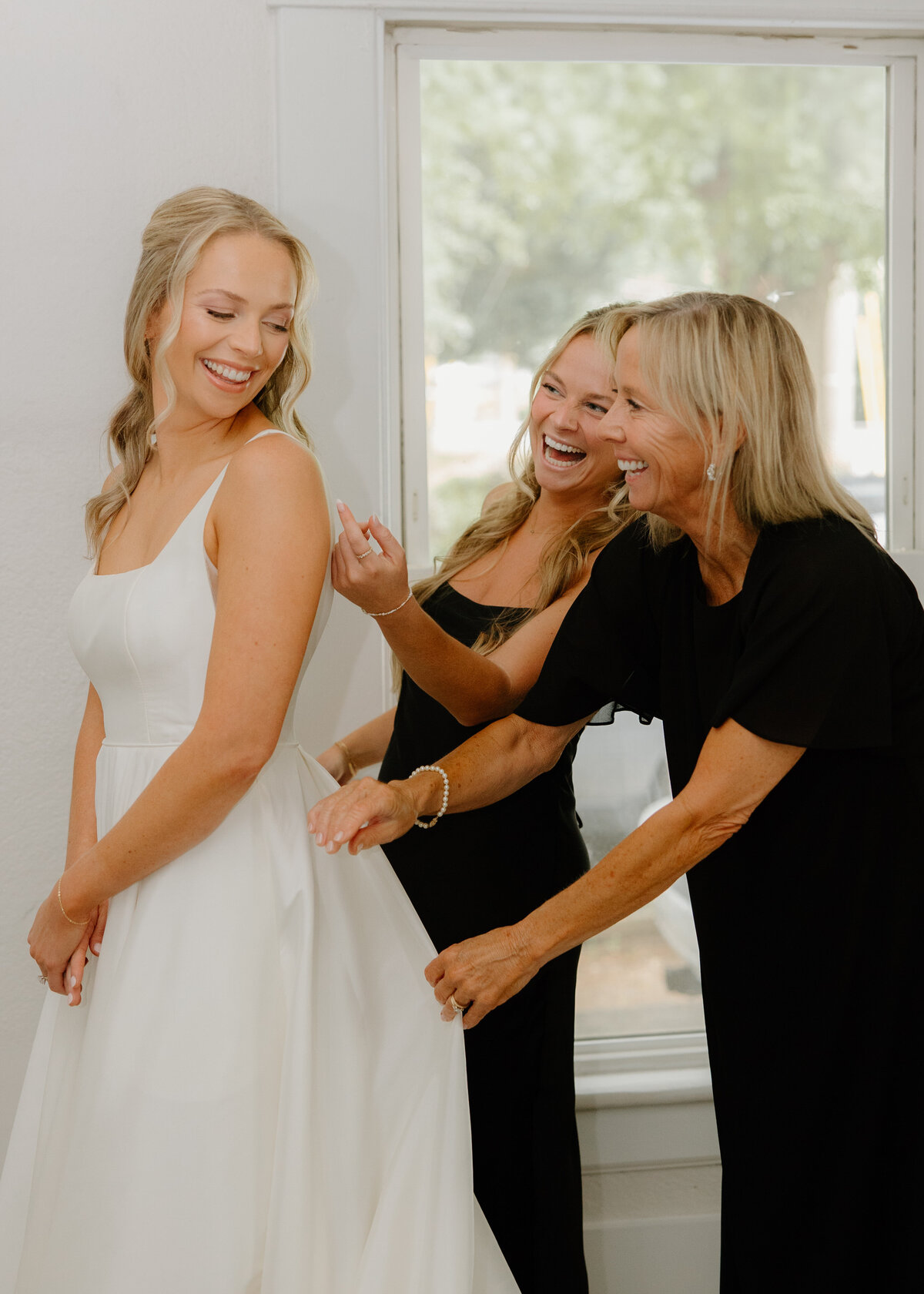 Schmidlewedding_gettingready-0751