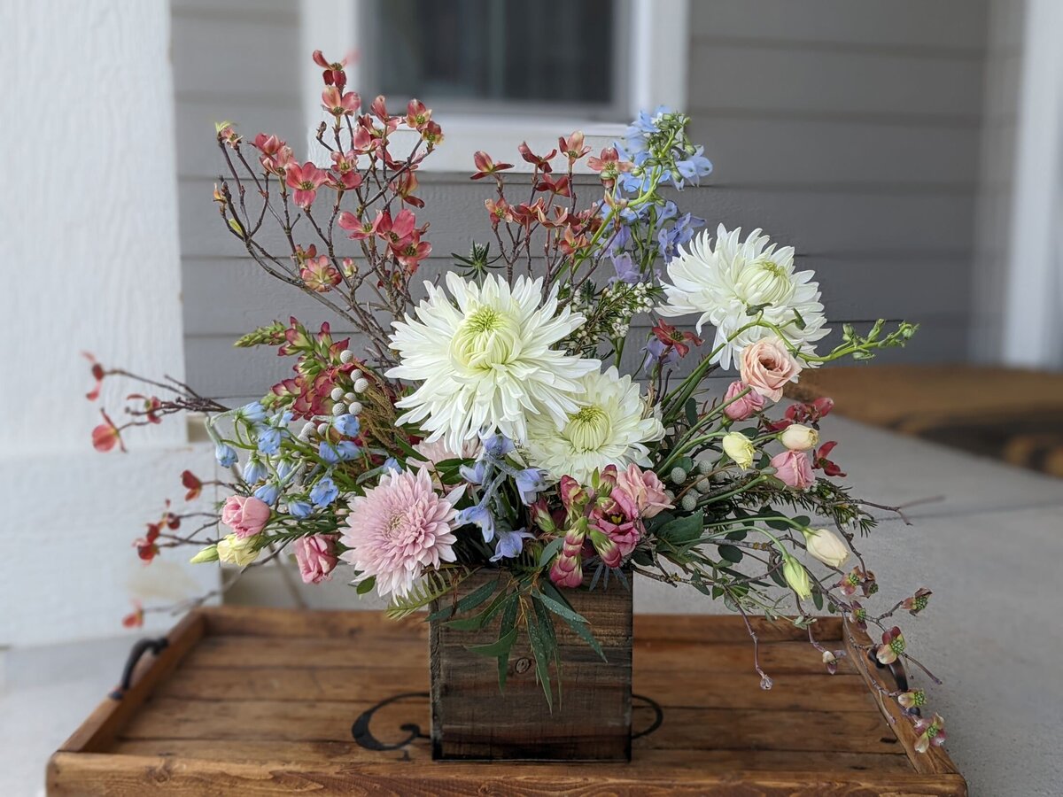 easter 2 flower arrangement