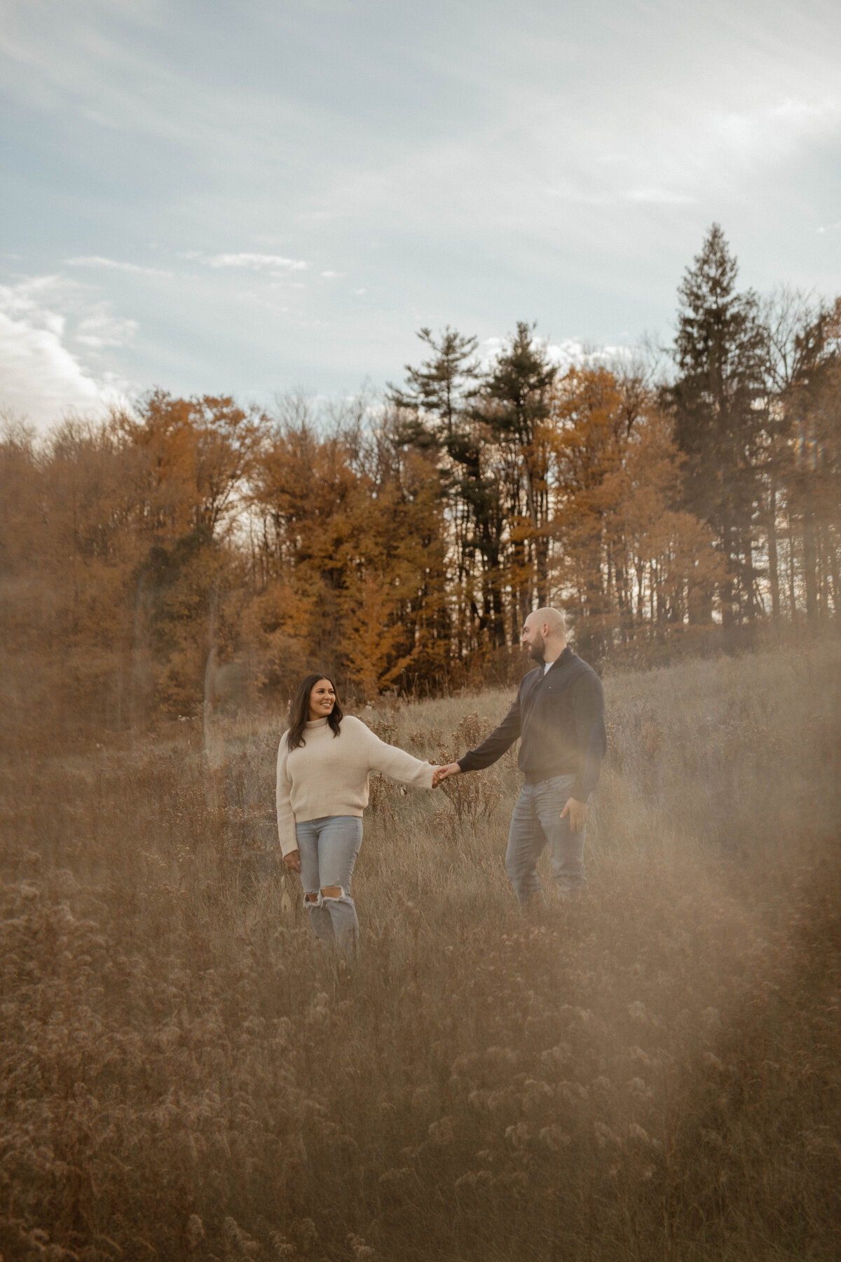 engagement-couple-session-intimate-outdoots-adventurous-scotsdale-farm20