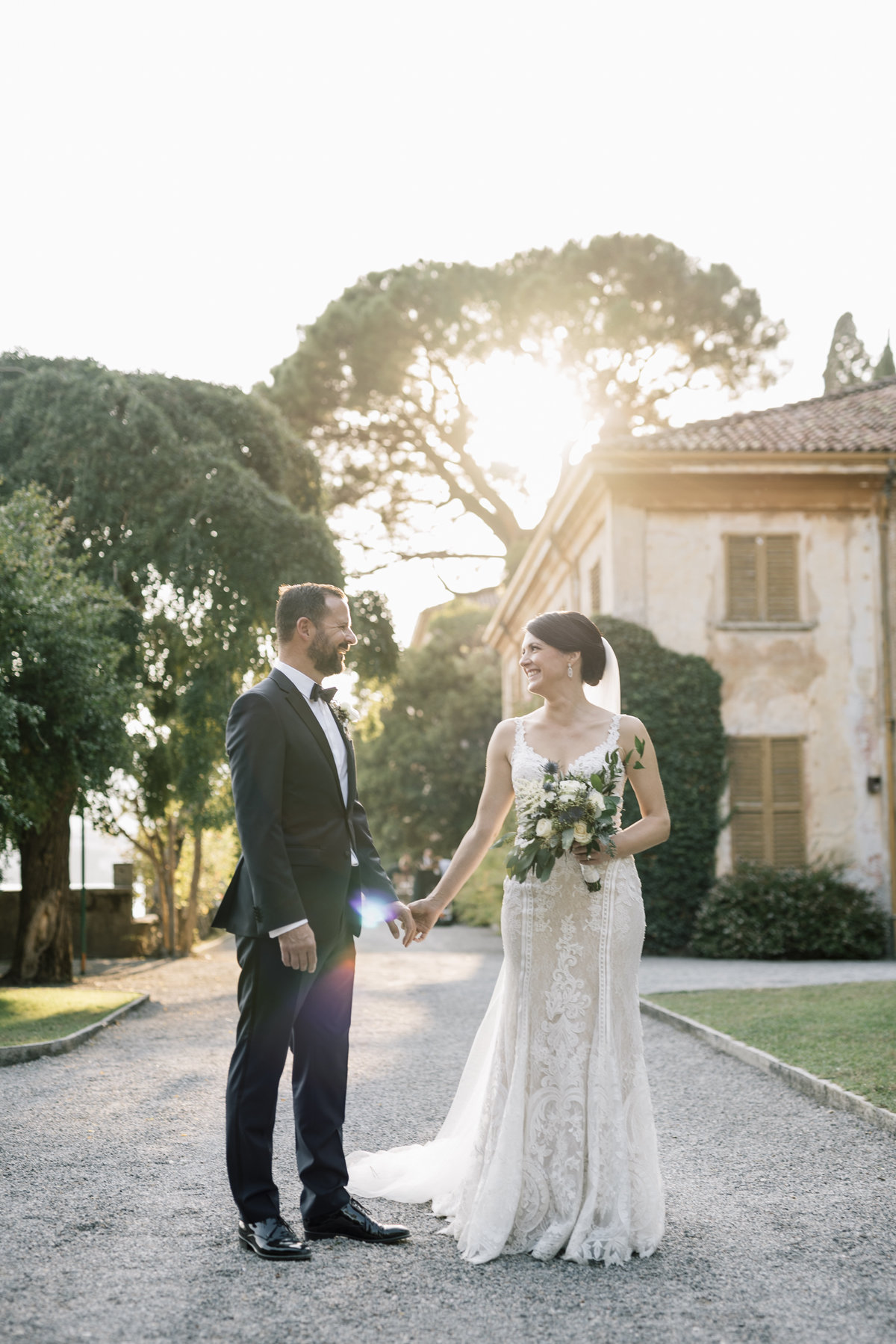 Luxury italian destination wedding: bride and groom