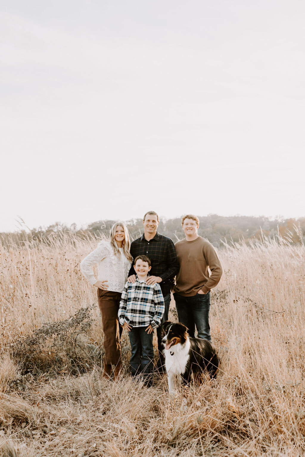 christina_ney_photography_wedding_engagement_lifestyle_photographer_dubuque_iowa_wedding_planning_assistance_adventurous_bold_laidback Family Photography20