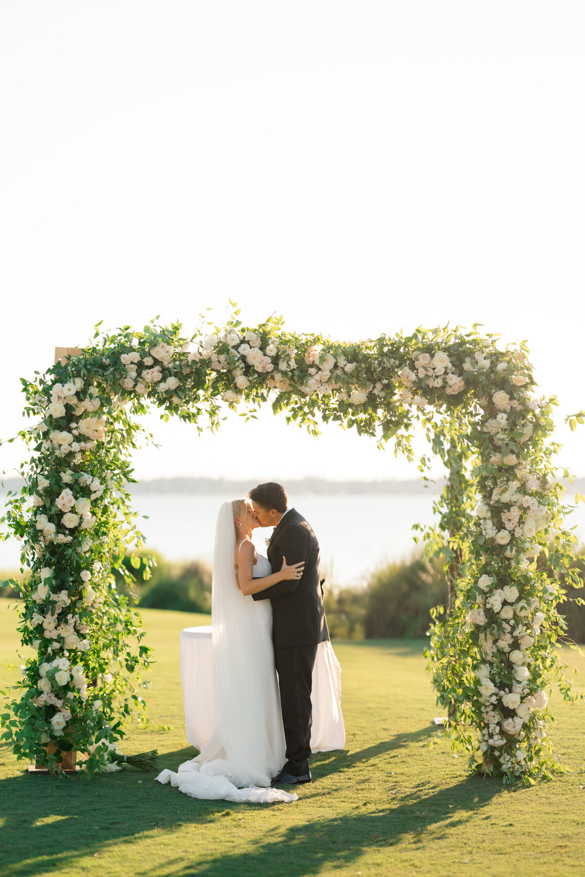 HalleJoeyWeddingSneakPeeks (1 of 1)-23