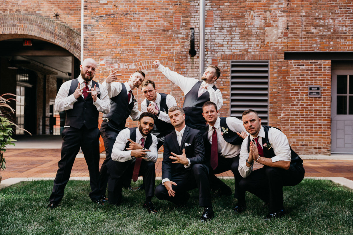 Carissa-Dubuque-Grand River Center-Wedding-Light Burst Photography-4