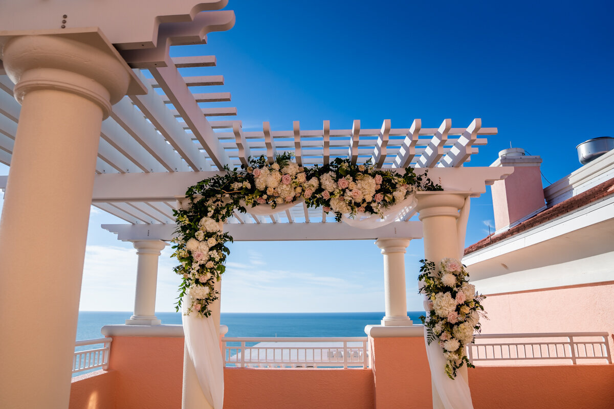 maddness-photo-hyatt-clearwater-beach-elopement-chantilly-chic-celebrations-1
