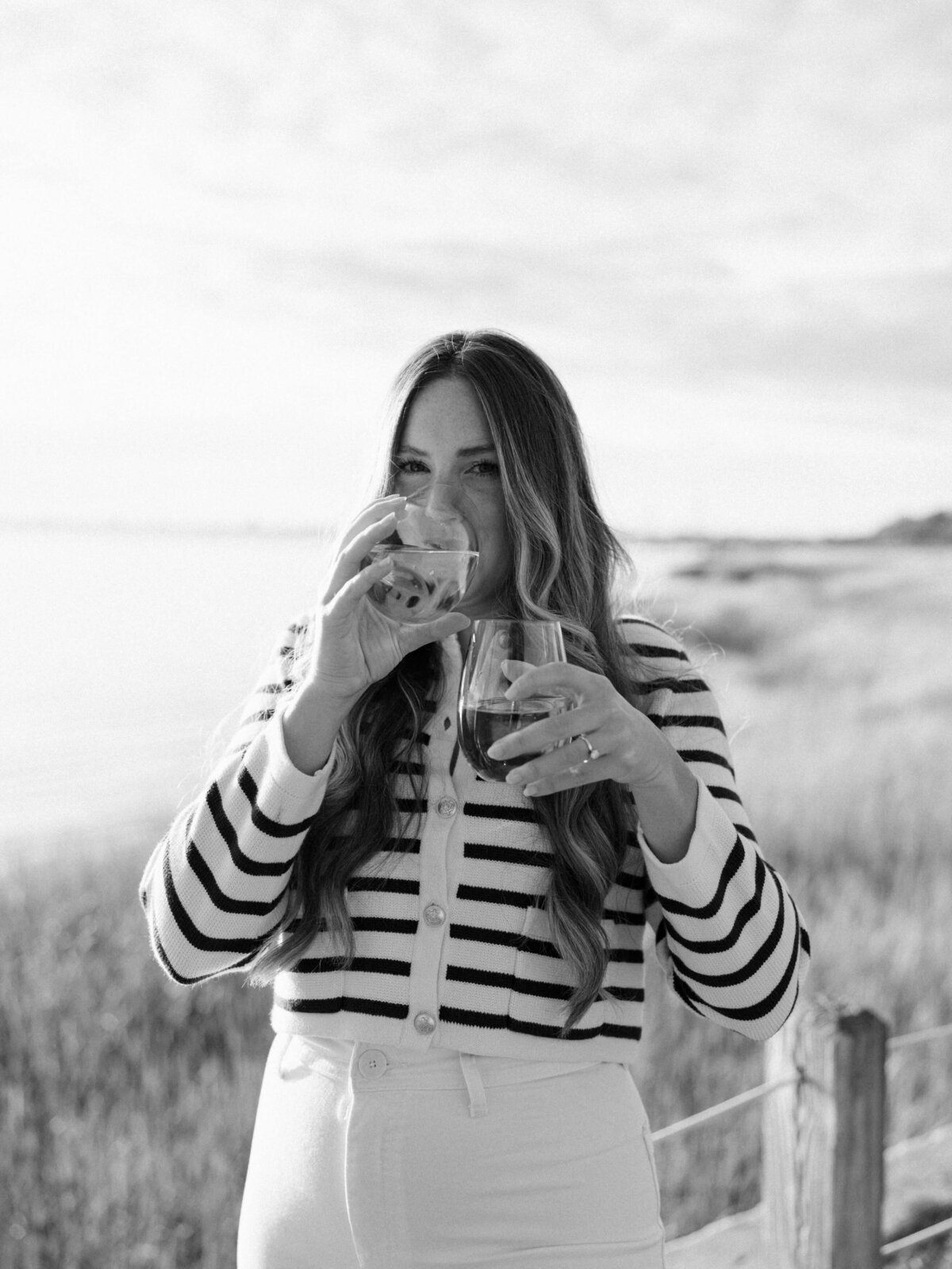 downtown-charleston-engagement-session-meg-andrew-040
