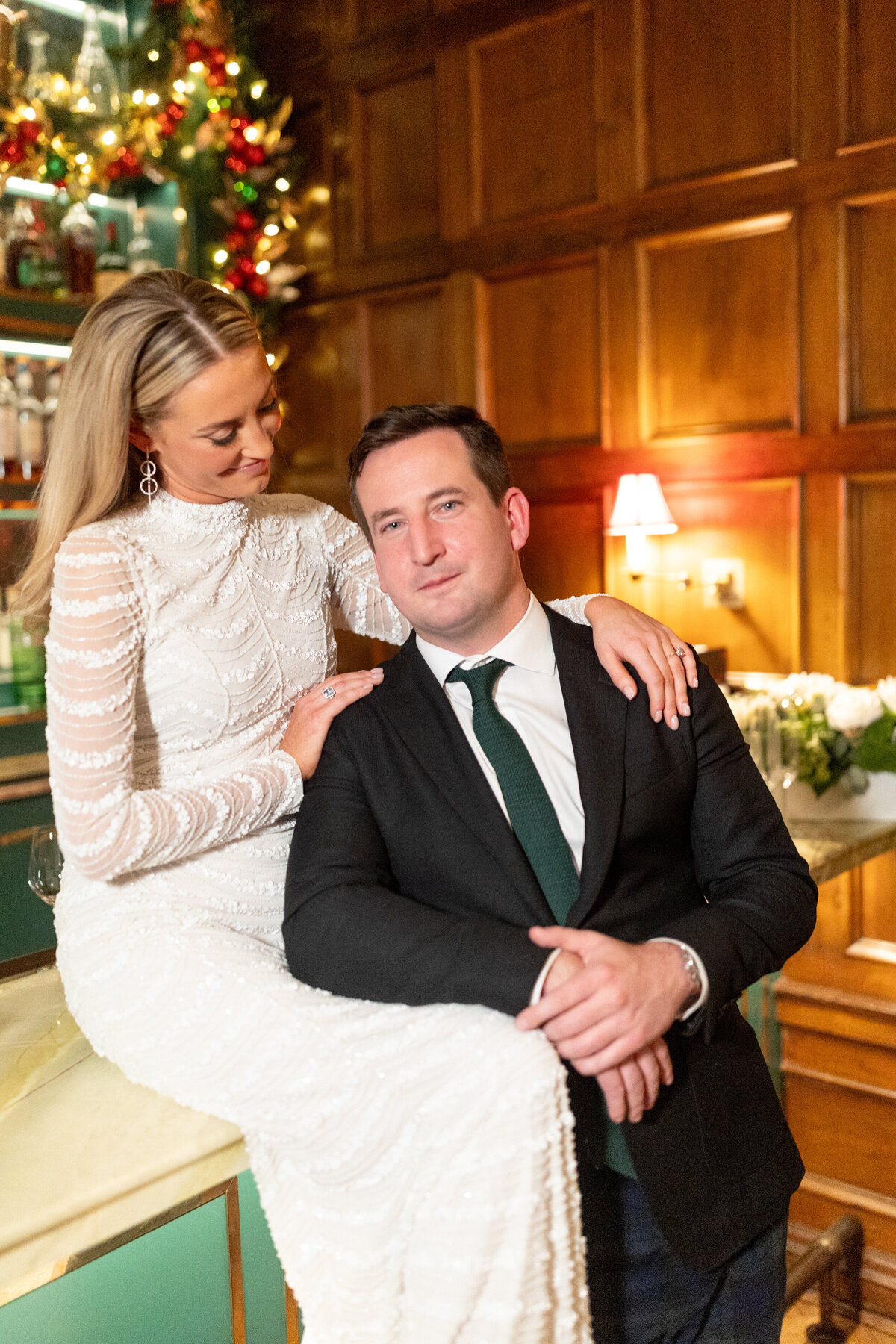 chicago-luxury-winter-wedding-at-old-st-pats-45