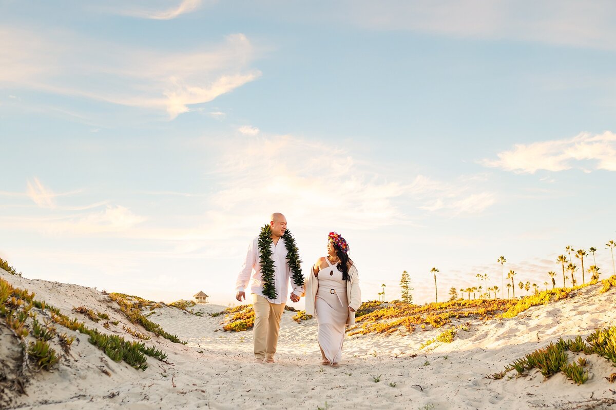 Portrait of couple eloping in Coronado