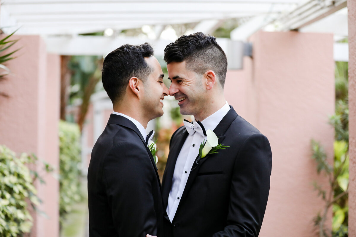 lifelong-photography-the-vinoy-hotel-florida-wedding-chantilly-chic-celebrations-11