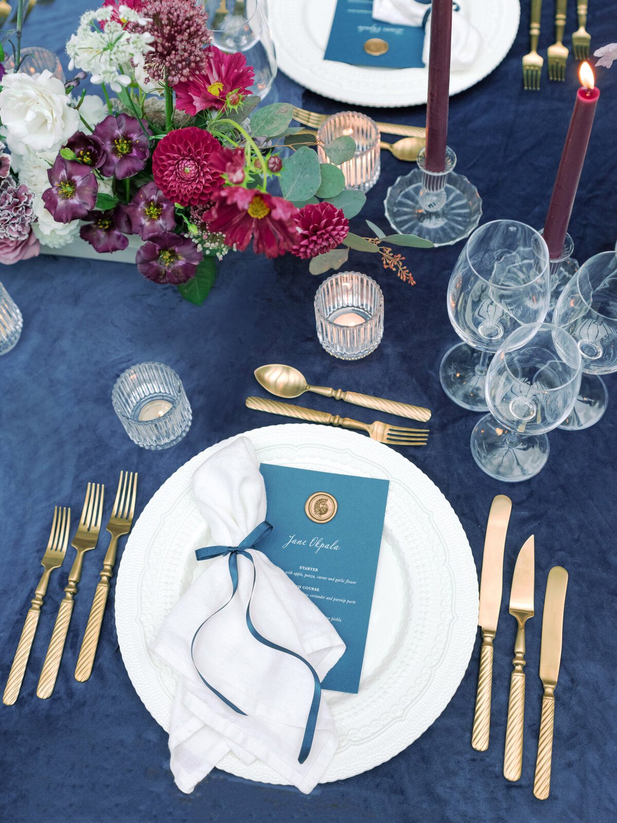 casa-dos-penedos-portugal-wedding-navy-plum-purple-table-setting