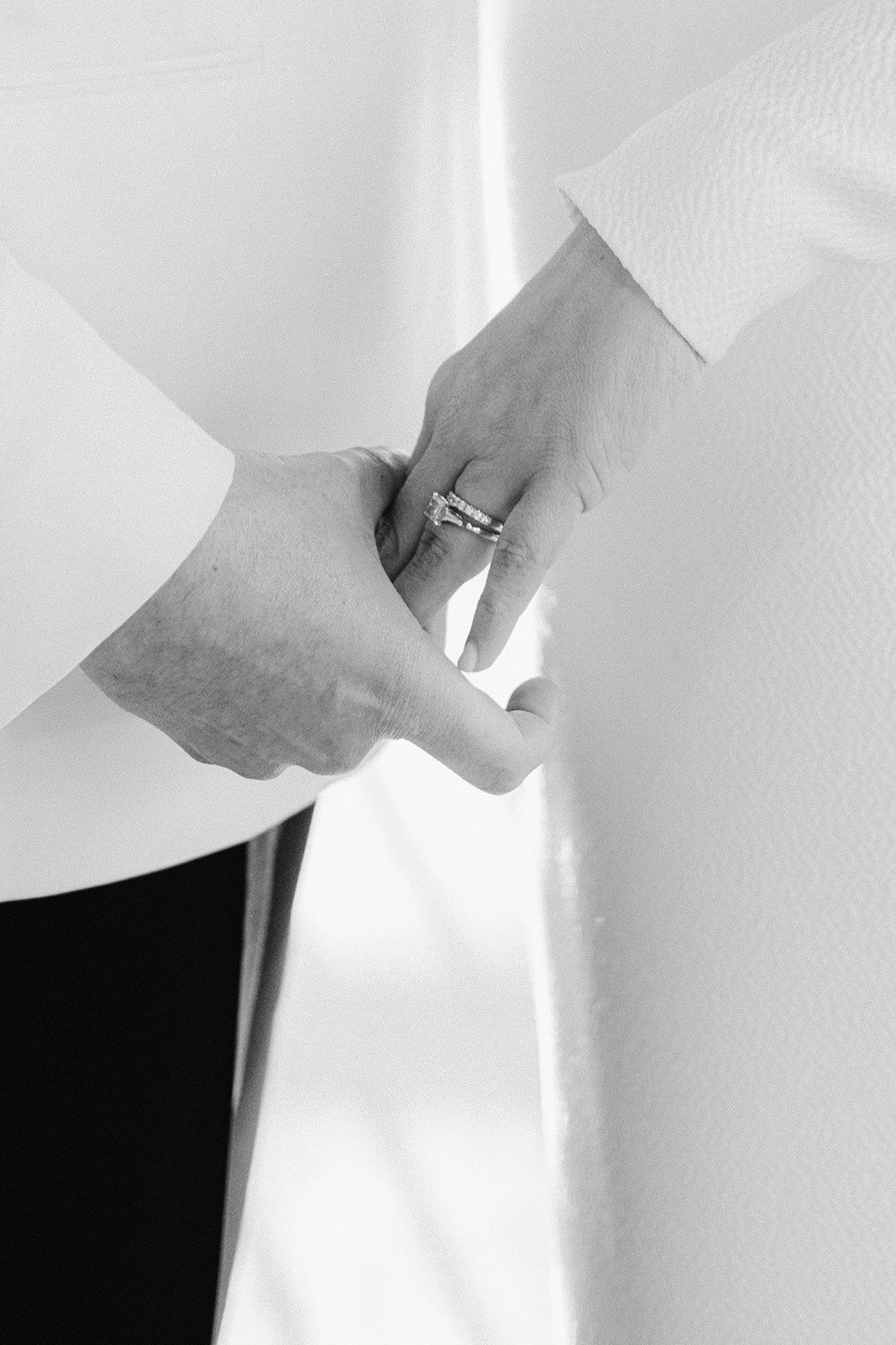 Murr_BlantonWedding_BrideandGroom_TaraHodgesPhotography069
