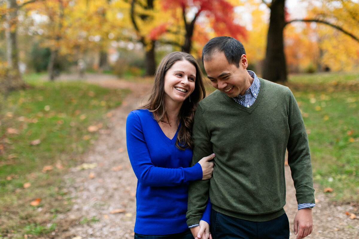 candid-boston-engagement-photographer-zev-fisher096