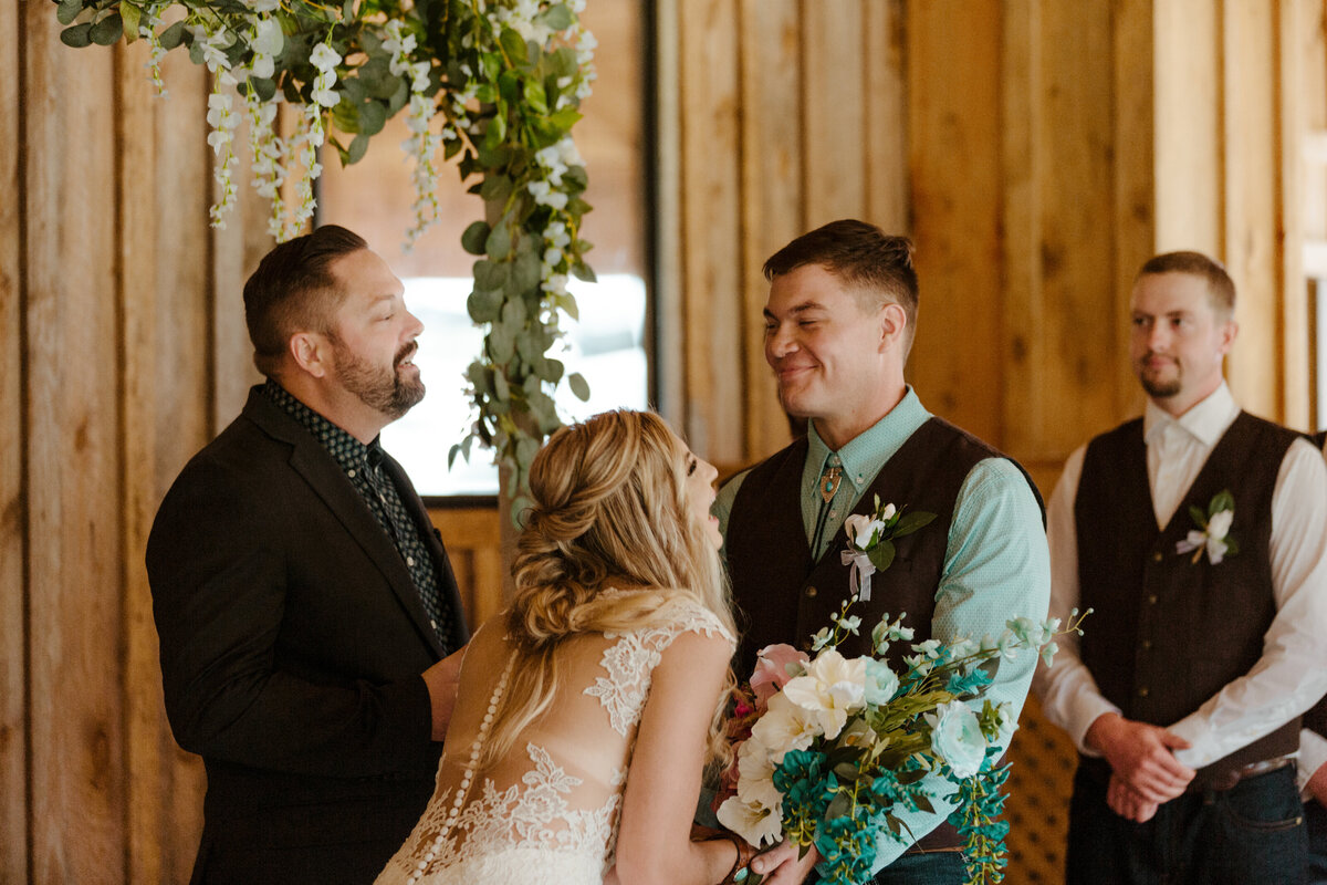 colorado-wedding-photographer-in-soddy-daisy-tennessee-at-mountain-heights-venue-near-nashville-horse-dog-lake-barn-218