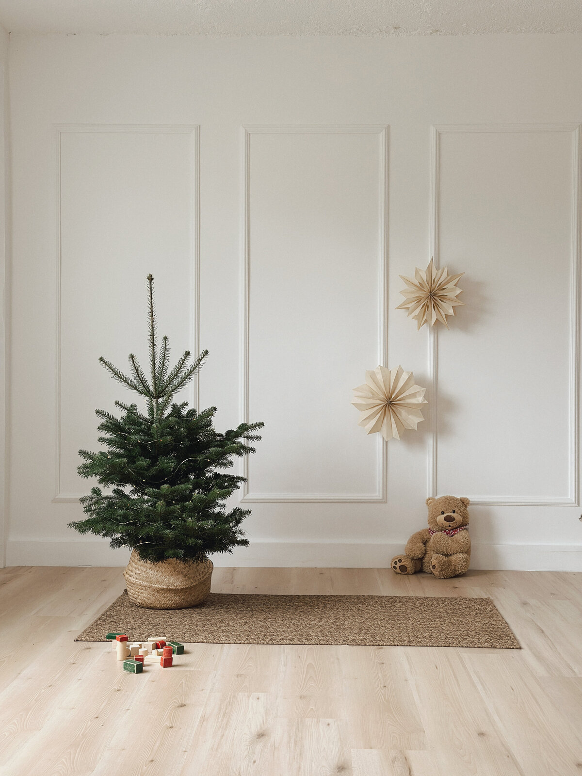 Gemütliche Weihnachtsstimmung mit stilvoller Deko im Atelier April