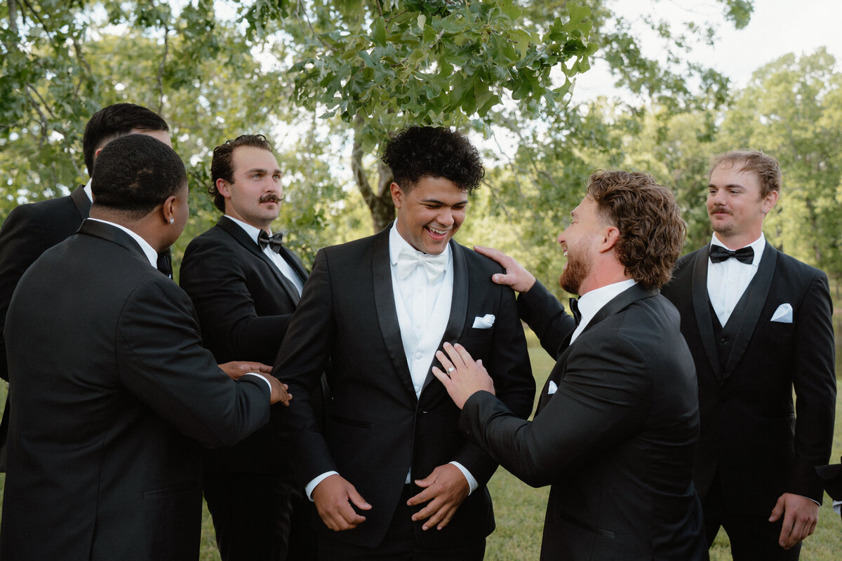 victoria-and-trey-wedding-photos-0036
