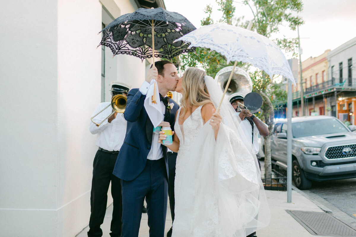 Amanda and Matt's luxury wedding at il Mercato